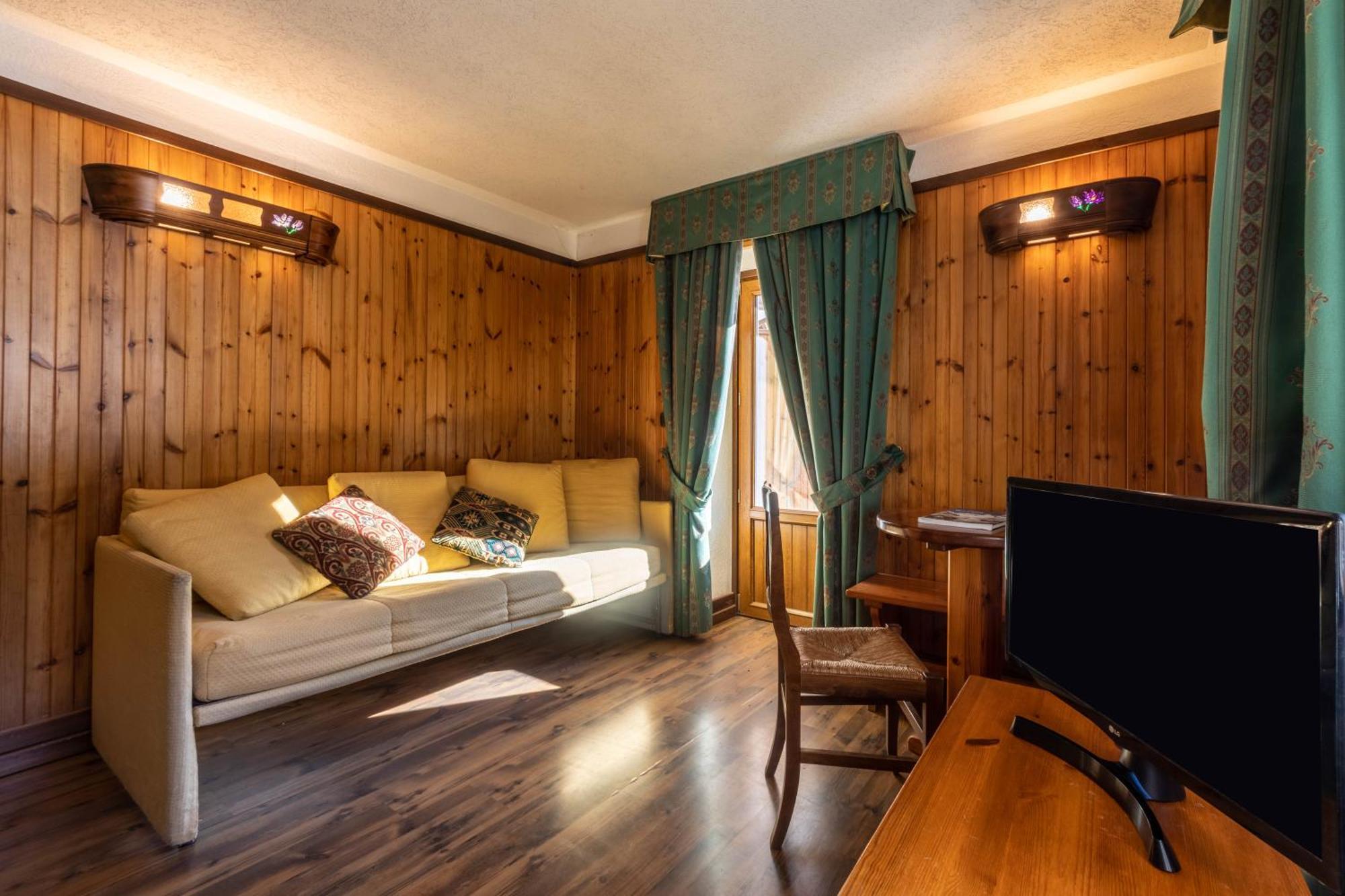 Hotel Bouton D'Or - Cogne Ngoại thất bức ảnh