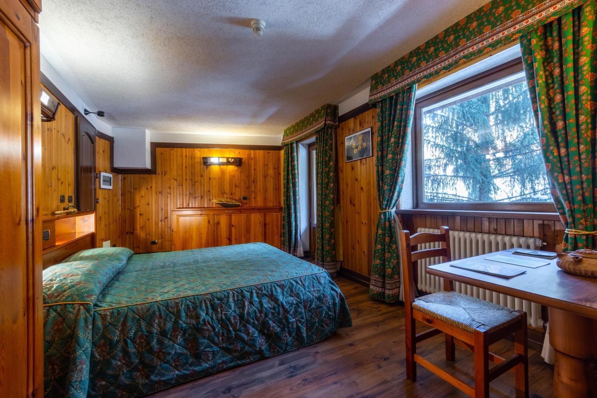 Hotel Bouton D'Or - Cogne Ngoại thất bức ảnh