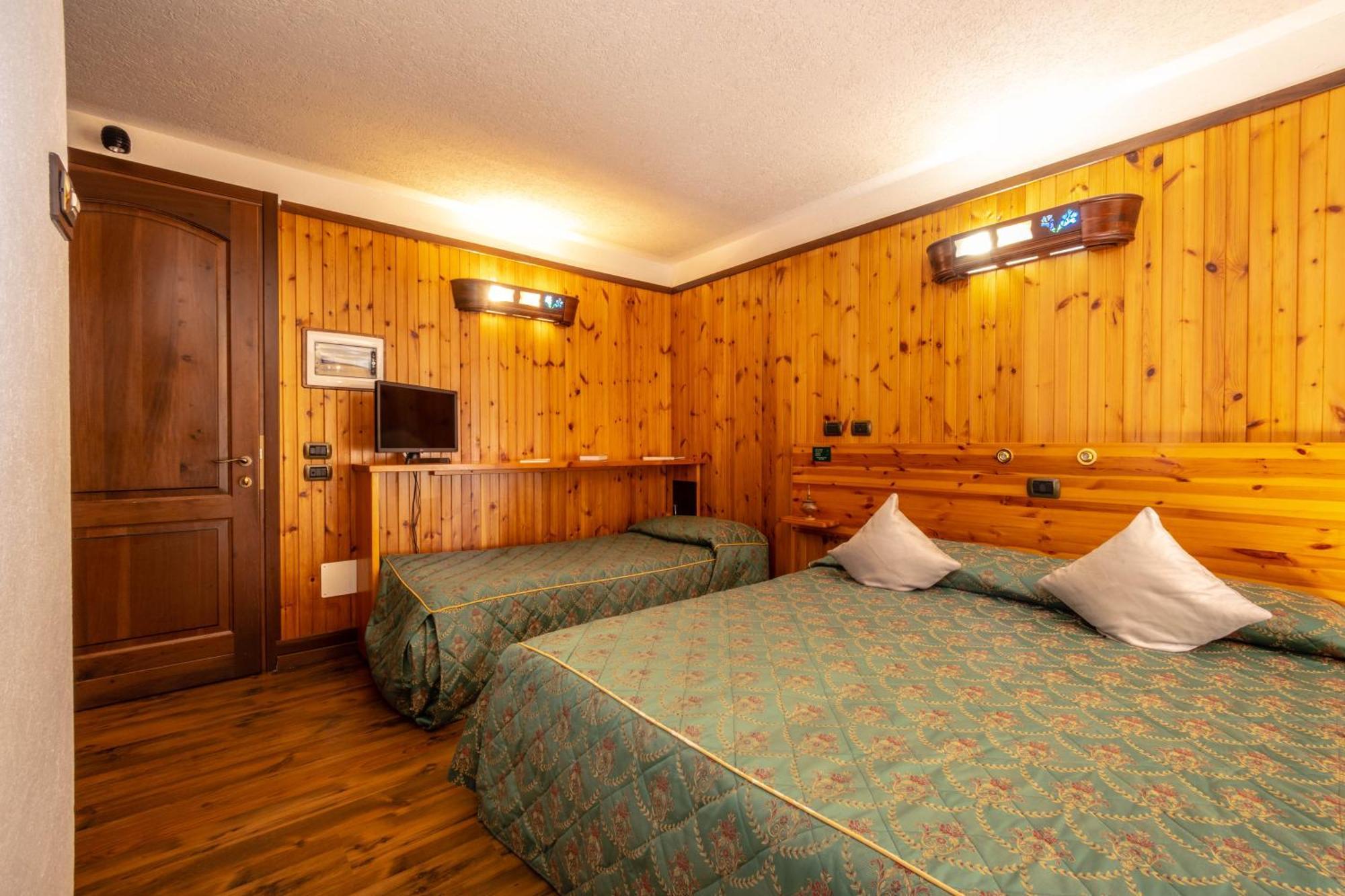 Hotel Bouton D'Or - Cogne Ngoại thất bức ảnh