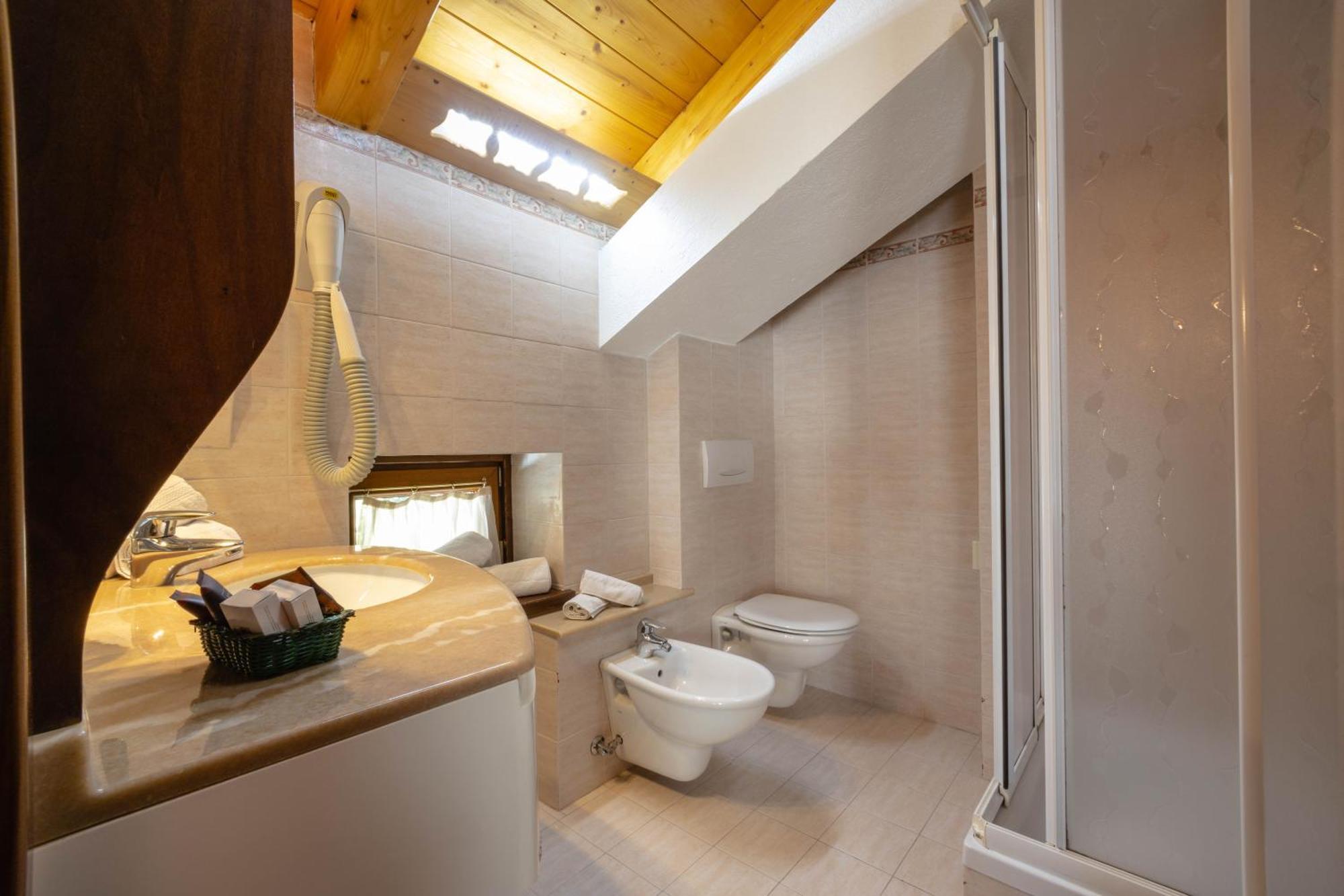 Hotel Bouton D'Or - Cogne Ngoại thất bức ảnh
