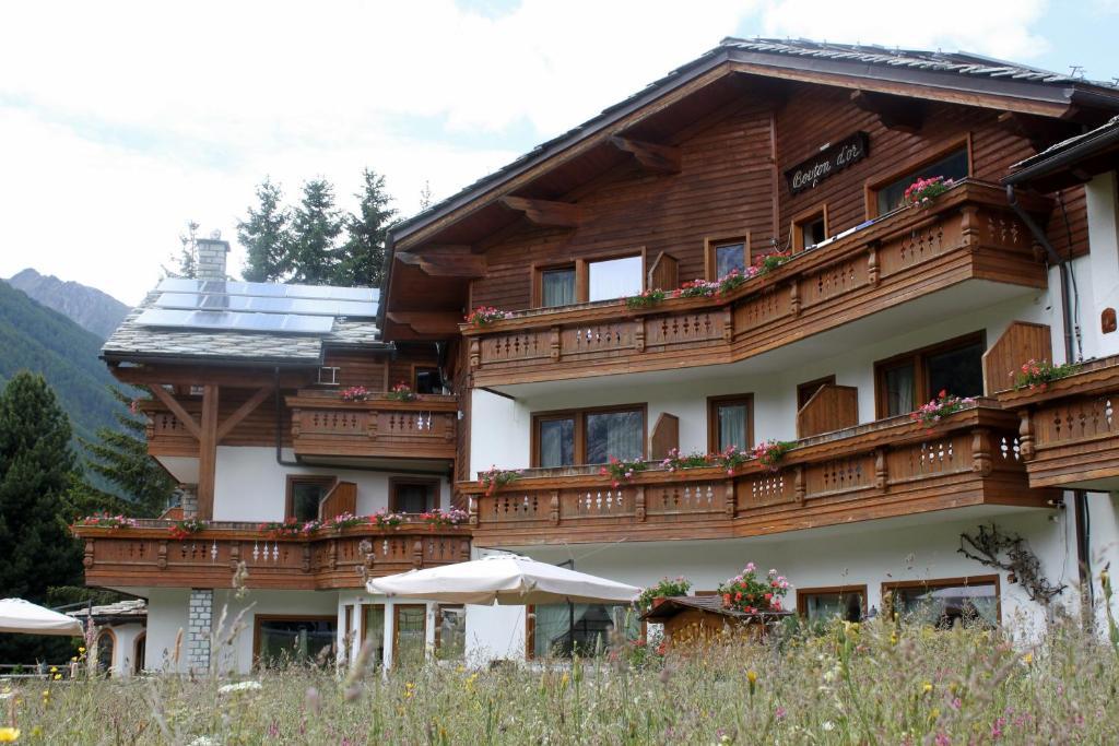 Hotel Bouton D'Or - Cogne Ngoại thất bức ảnh